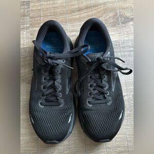 Brooks Ghost 15